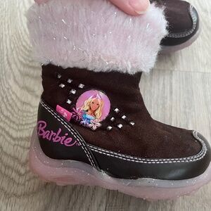 2007 Buster Brown Barbie Kids Boots